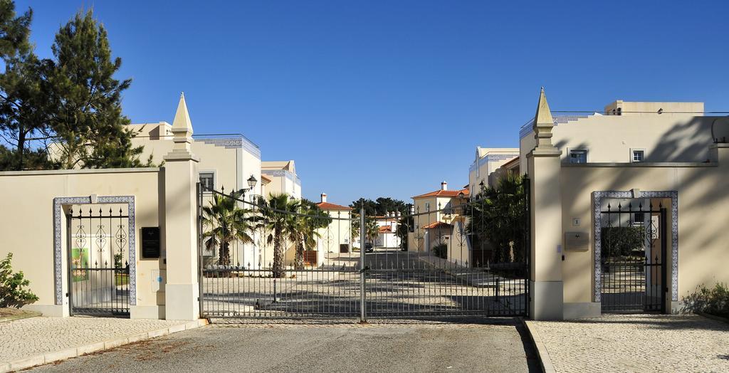 Praia Del Rey Bythe Pools Praia del Rei Exteriör bild